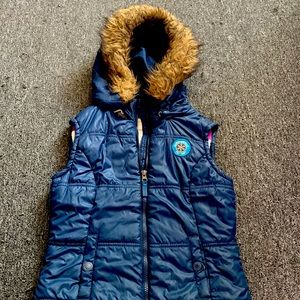 Aeropostale girls  vest